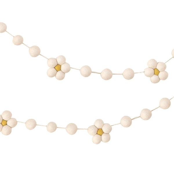 Felt Daisy Garland